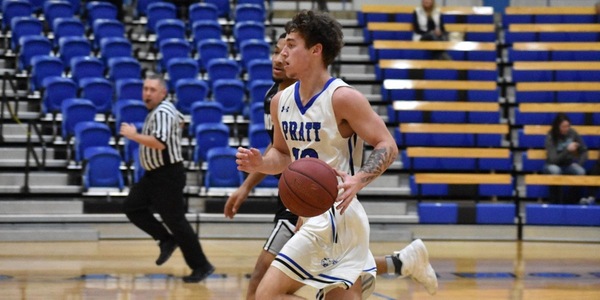 Pratt narrowly loses win to Hutch on the raod