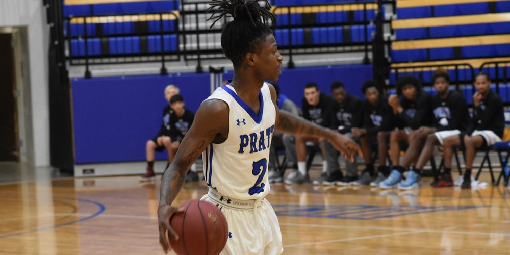 Men's basketball hosts Pratt Classic, goes 2-0 to start the season