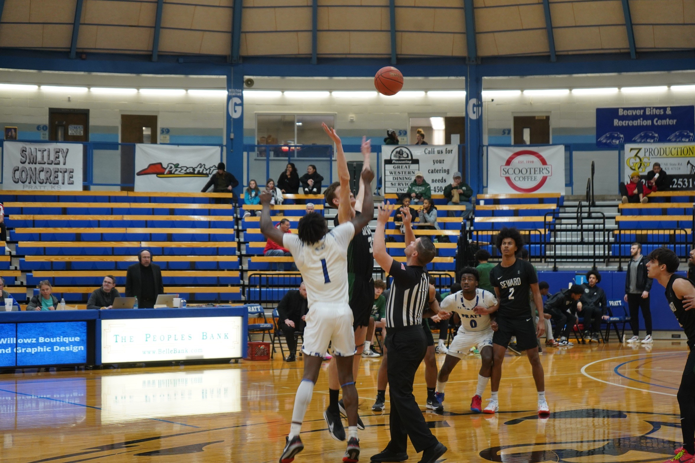 Beavers Defeat Seward County to End Regular Season. Team Now Set for NJCAA Region 6 Playoffs.
