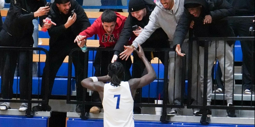 Beavers Upset Broncbusters at Home