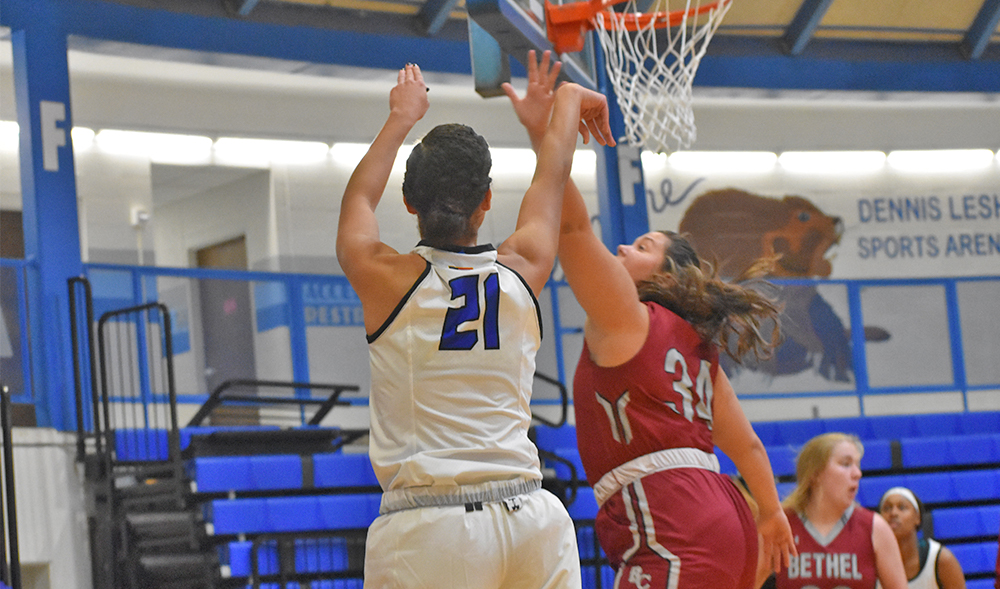 Women's Basketball Jumps out to 2-0 Start