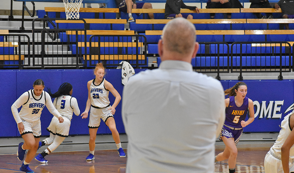 Women's basketball beats KWU 76-36