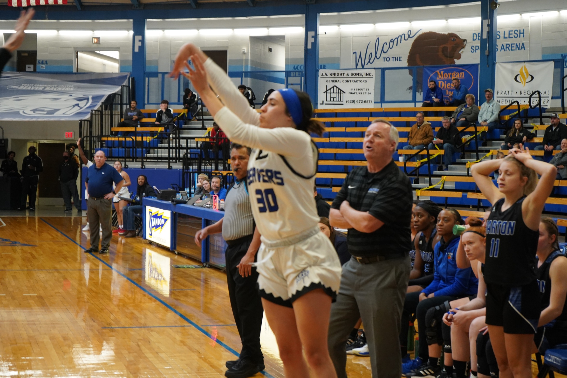 Beavers Fall to the Cougars at Home