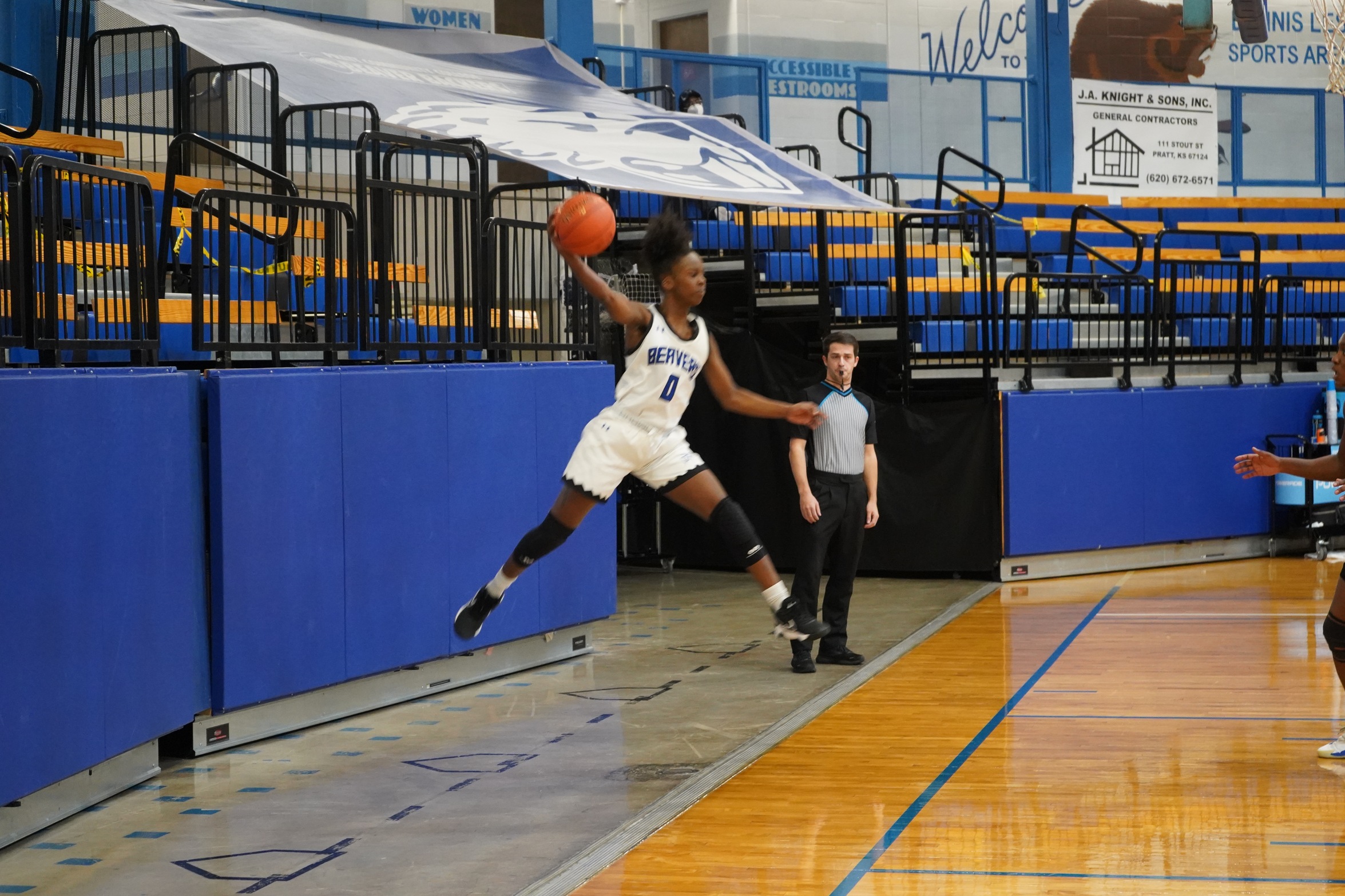 Beavers End Their Fall 2021 Schedule Tonight