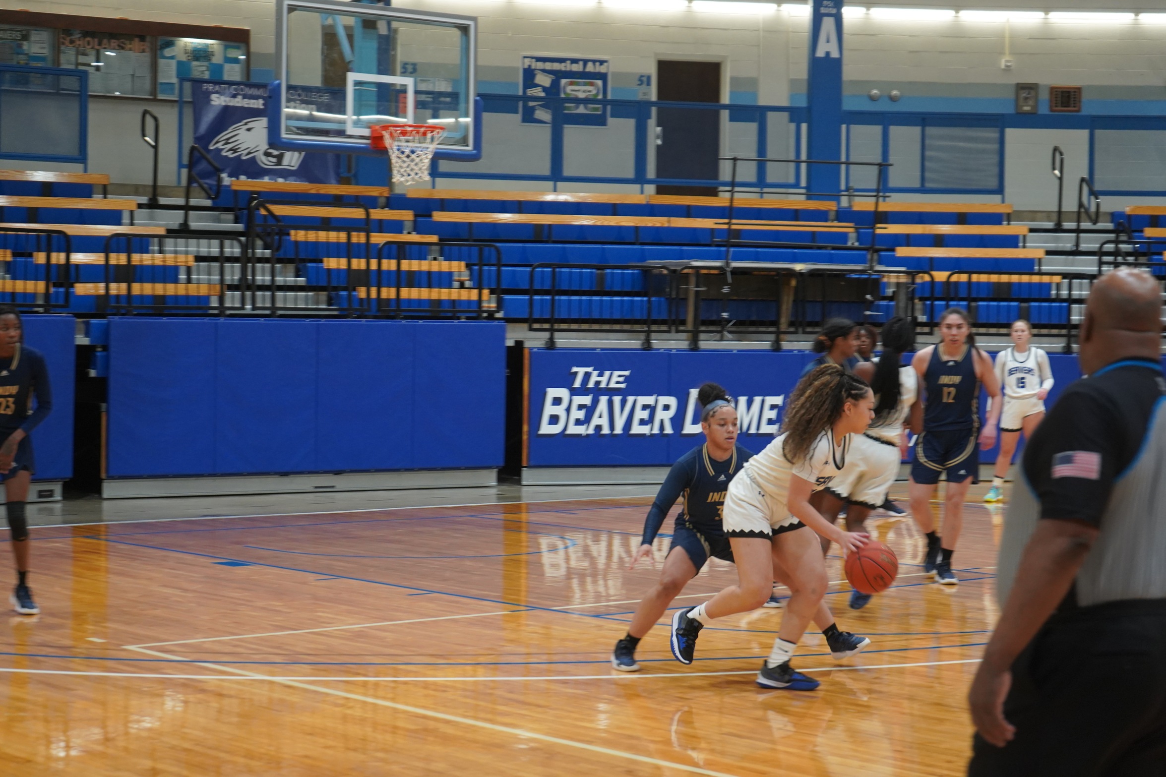 Beavers Lose on Road at Hutchinson
