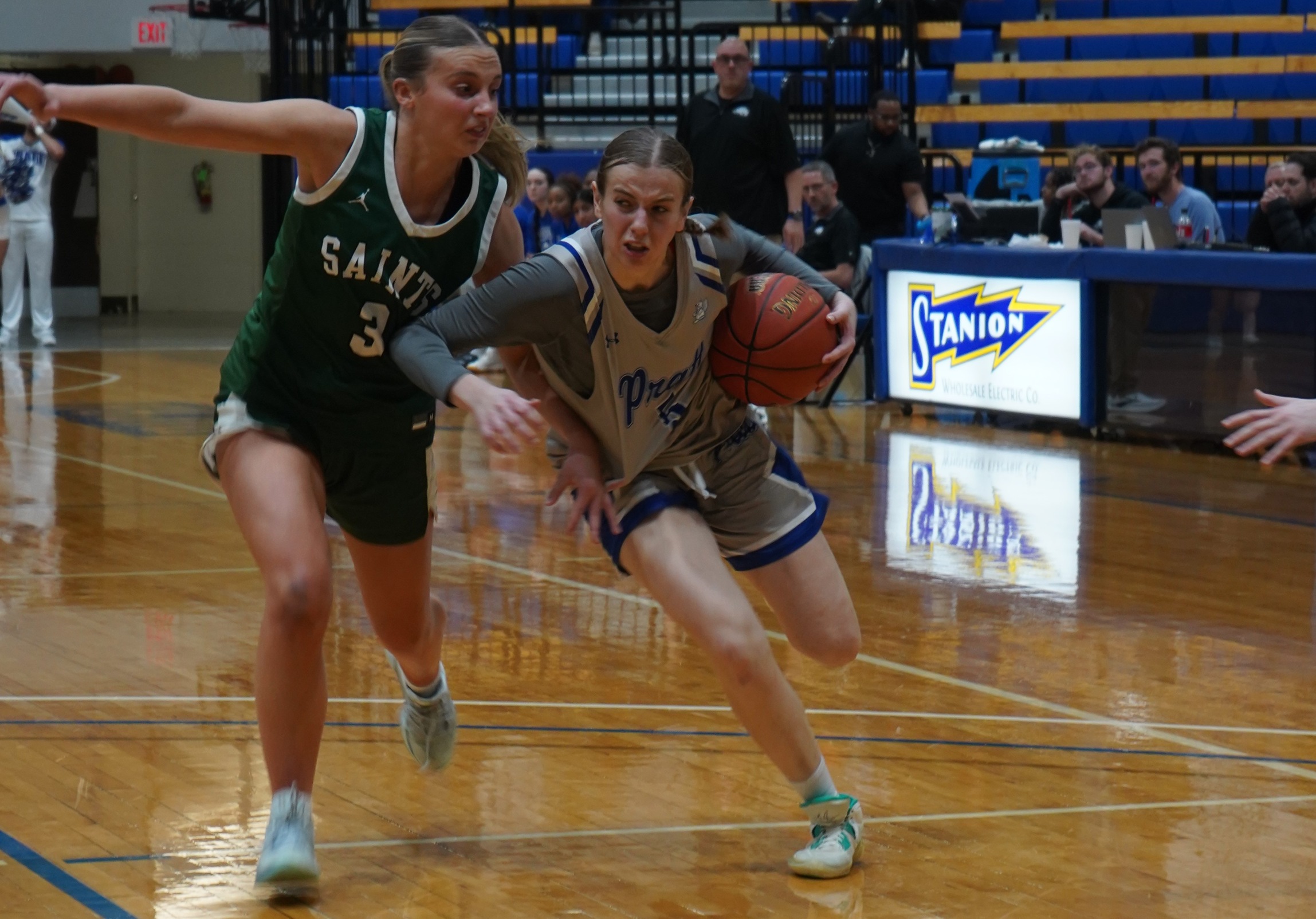 Beavers Fall Short in Road Test at Cloud County